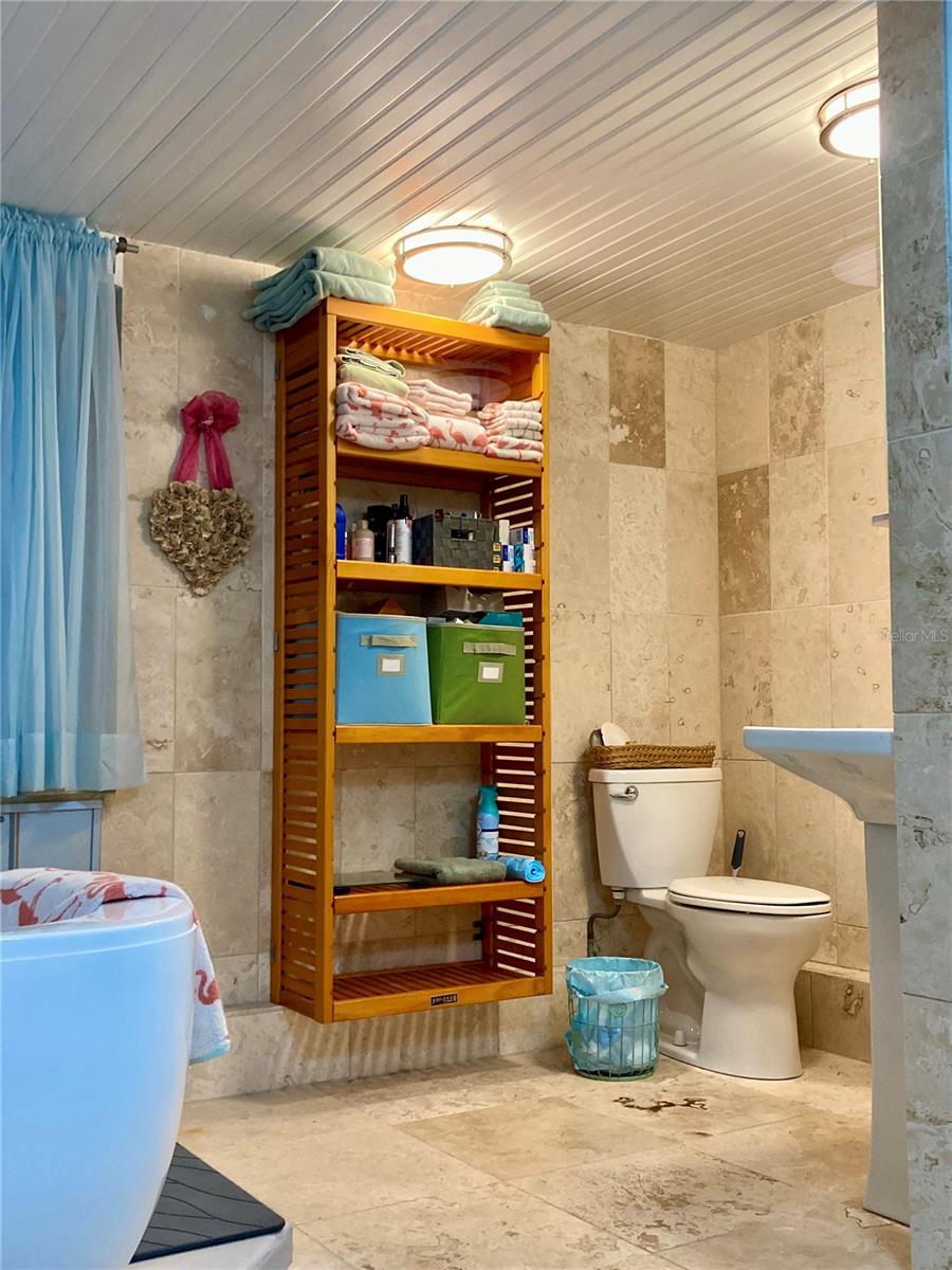 Image 65 of 78 For 232 Darst Avenue