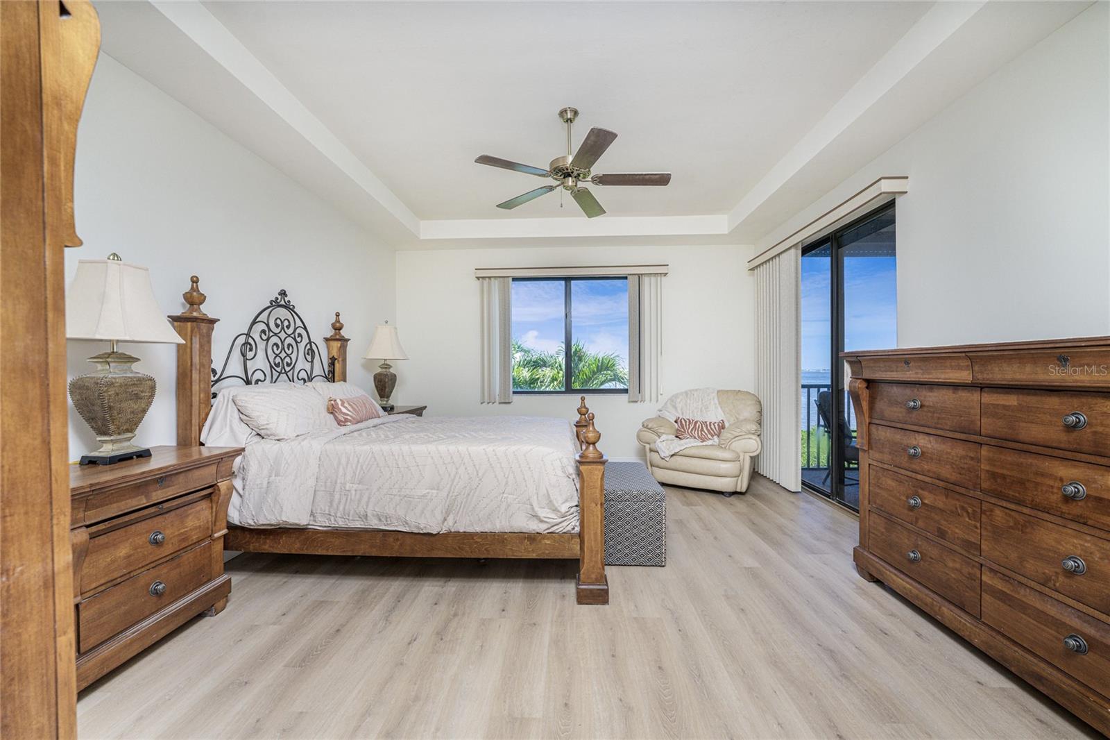 Image 11 of 35 For 85 Vivante Boulevard 8524