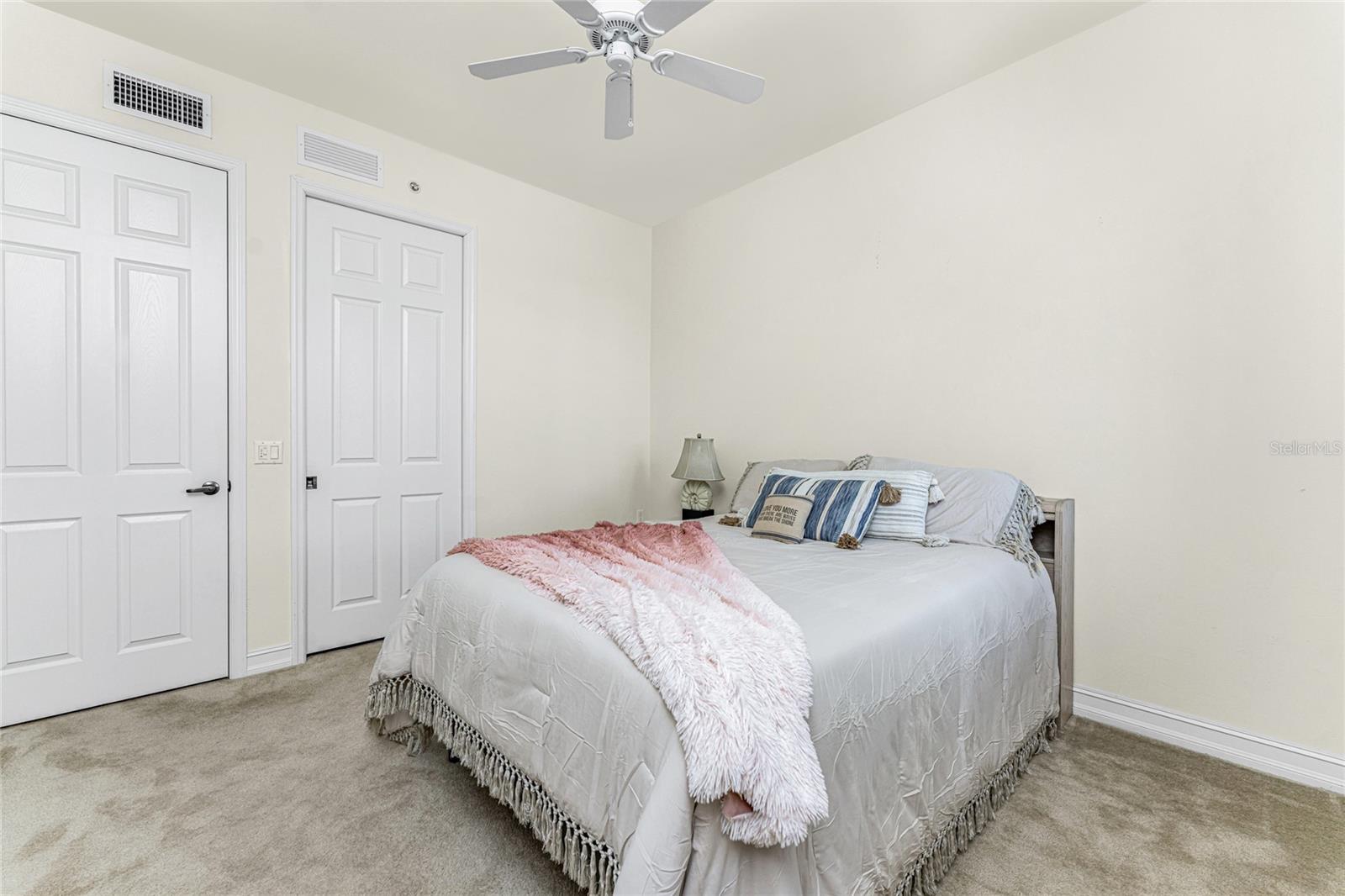 Image 27 of 35 For 85 Vivante Boulevard 8524
