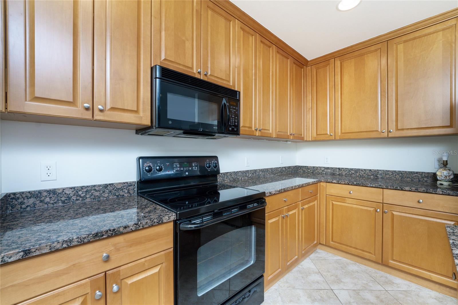 Image 8 of 35 For 85 Vivante Boulevard 8524