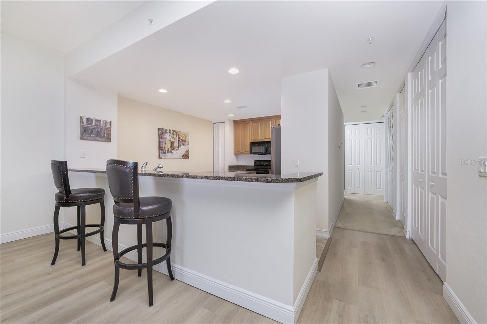 Image 9 of 35 For 85 Vivante Boulevard 8524