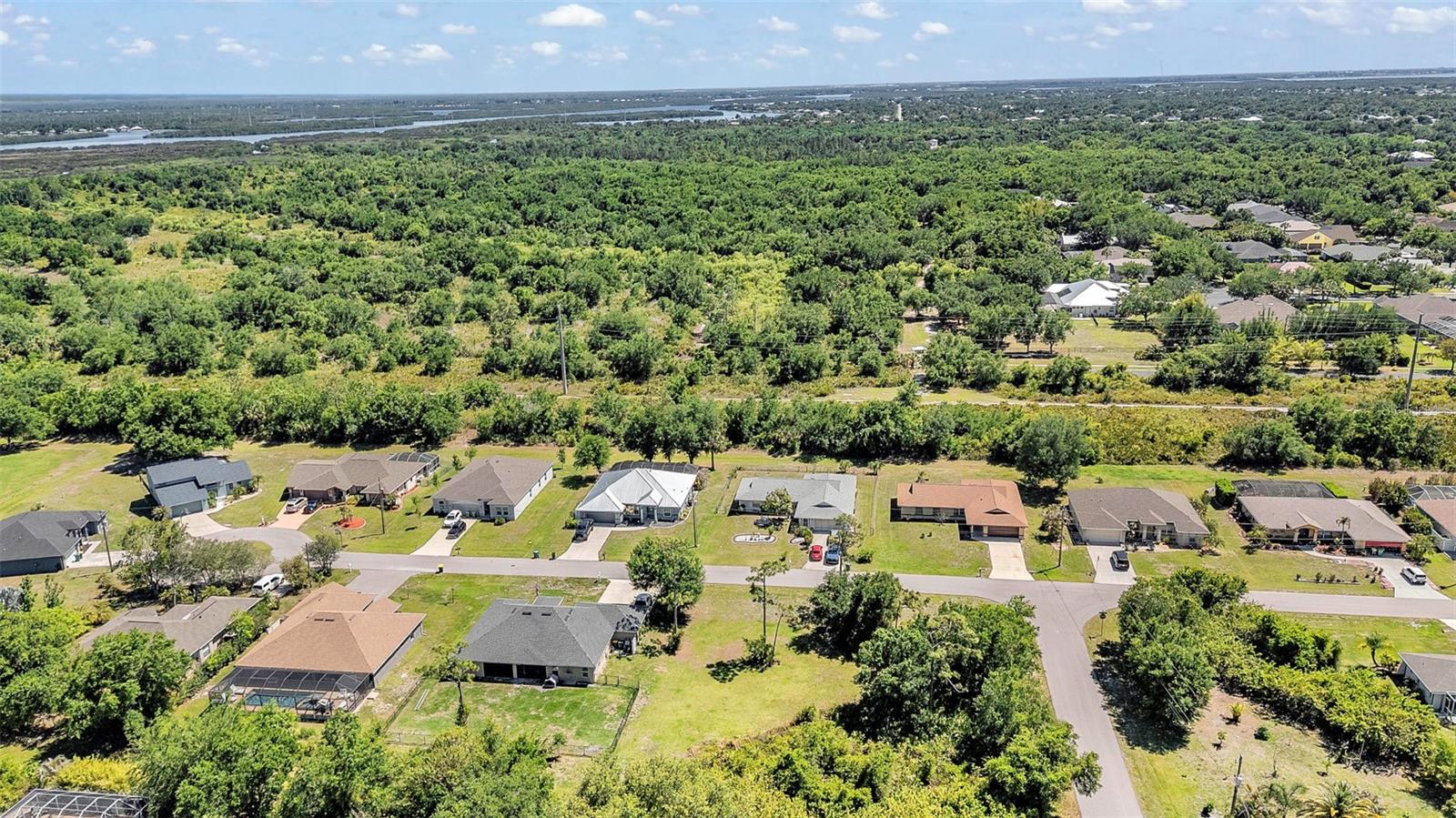Image 20 of 28 For 27298 Porto Nacional Drive