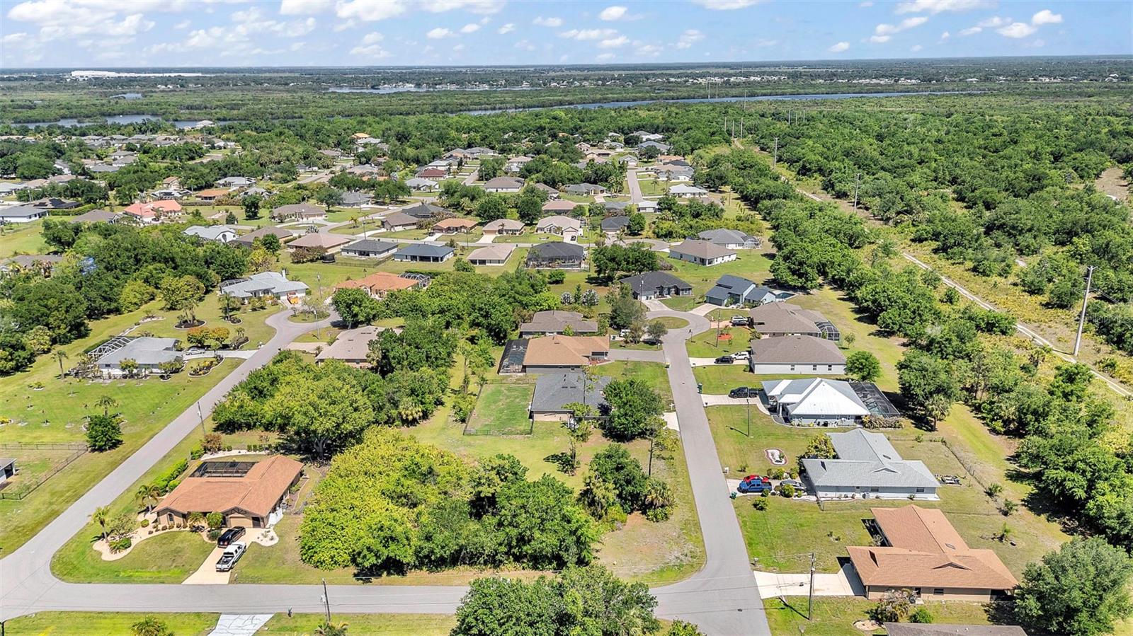 Image 25 of 28 For 27298 Porto Nacional Drive