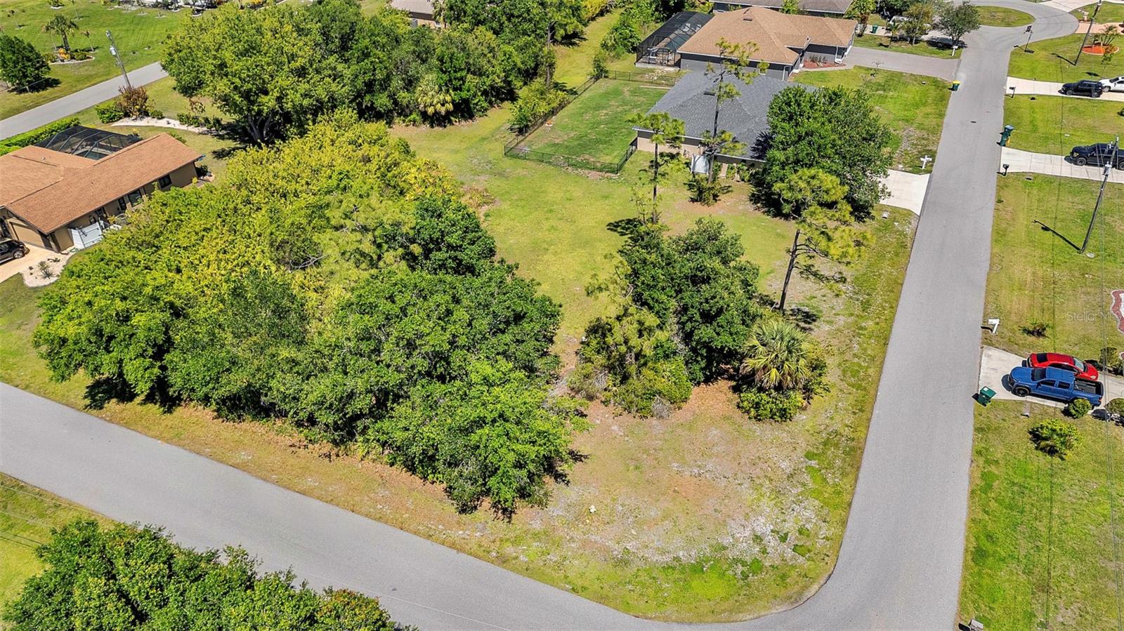 Image 4 of 28 For 27298 Porto Nacional Drive