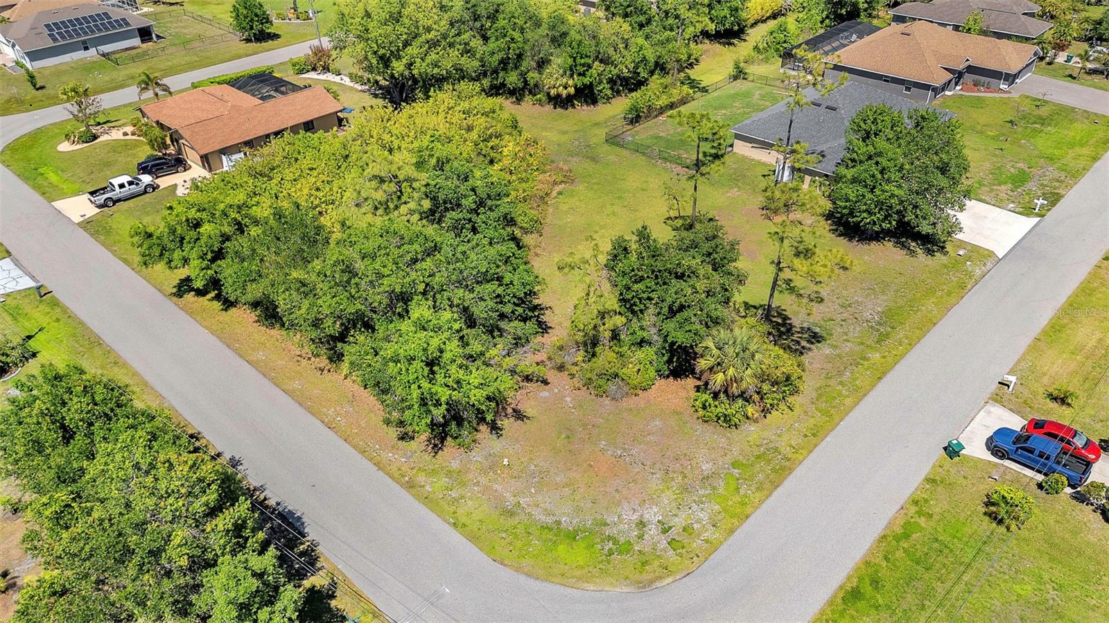 Image 5 of 28 For 27298 Porto Nacional Drive