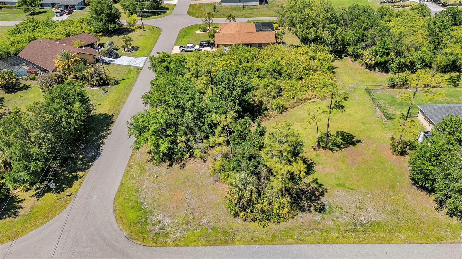 Image 7 of 28 For 27298 Porto Nacional Drive