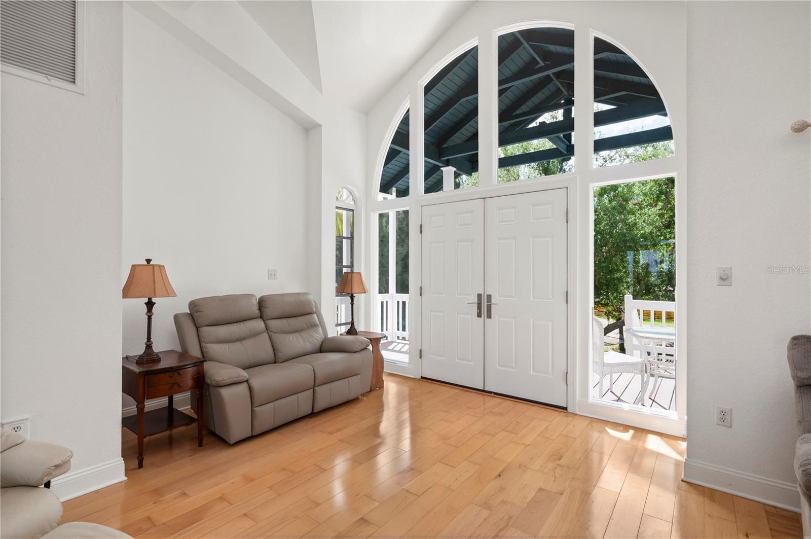 Image 12 of 68 For 27414 Misty Avenue