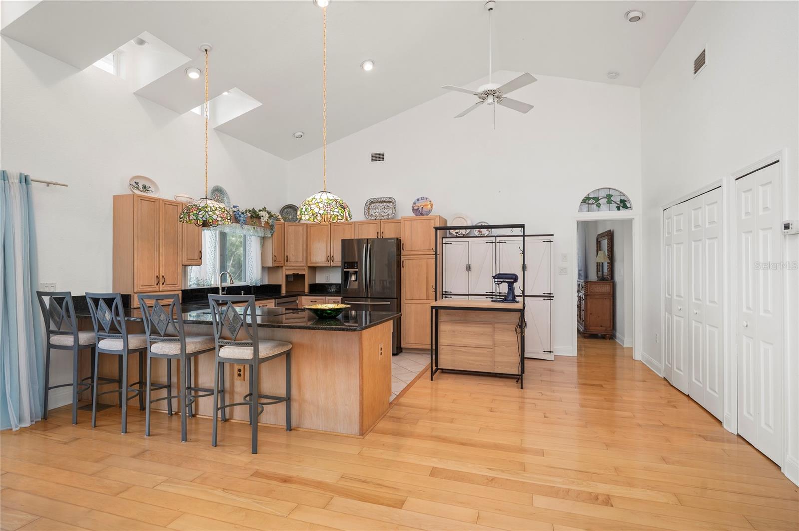 Image 21 of 68 For 27414 Misty Avenue