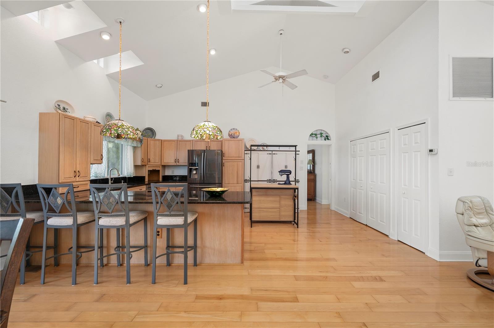 Image 22 of 68 For 27414 Misty Avenue