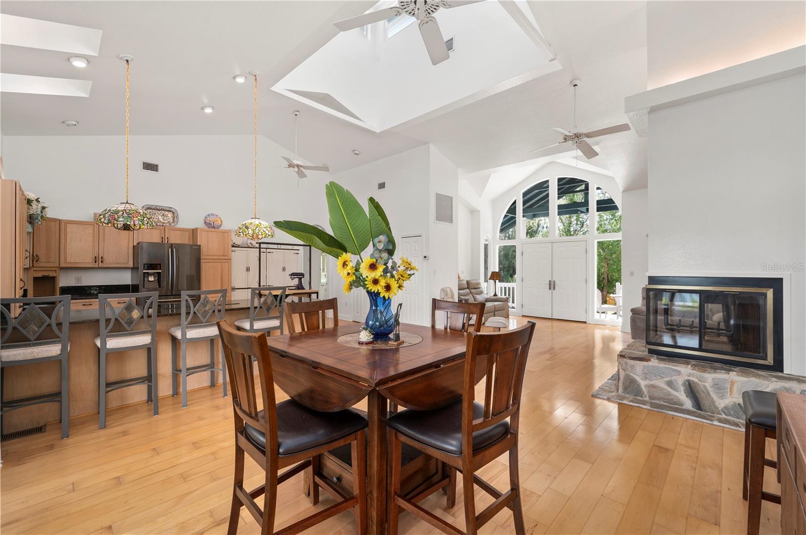 Image 28 of 68 For 27414 Misty Avenue