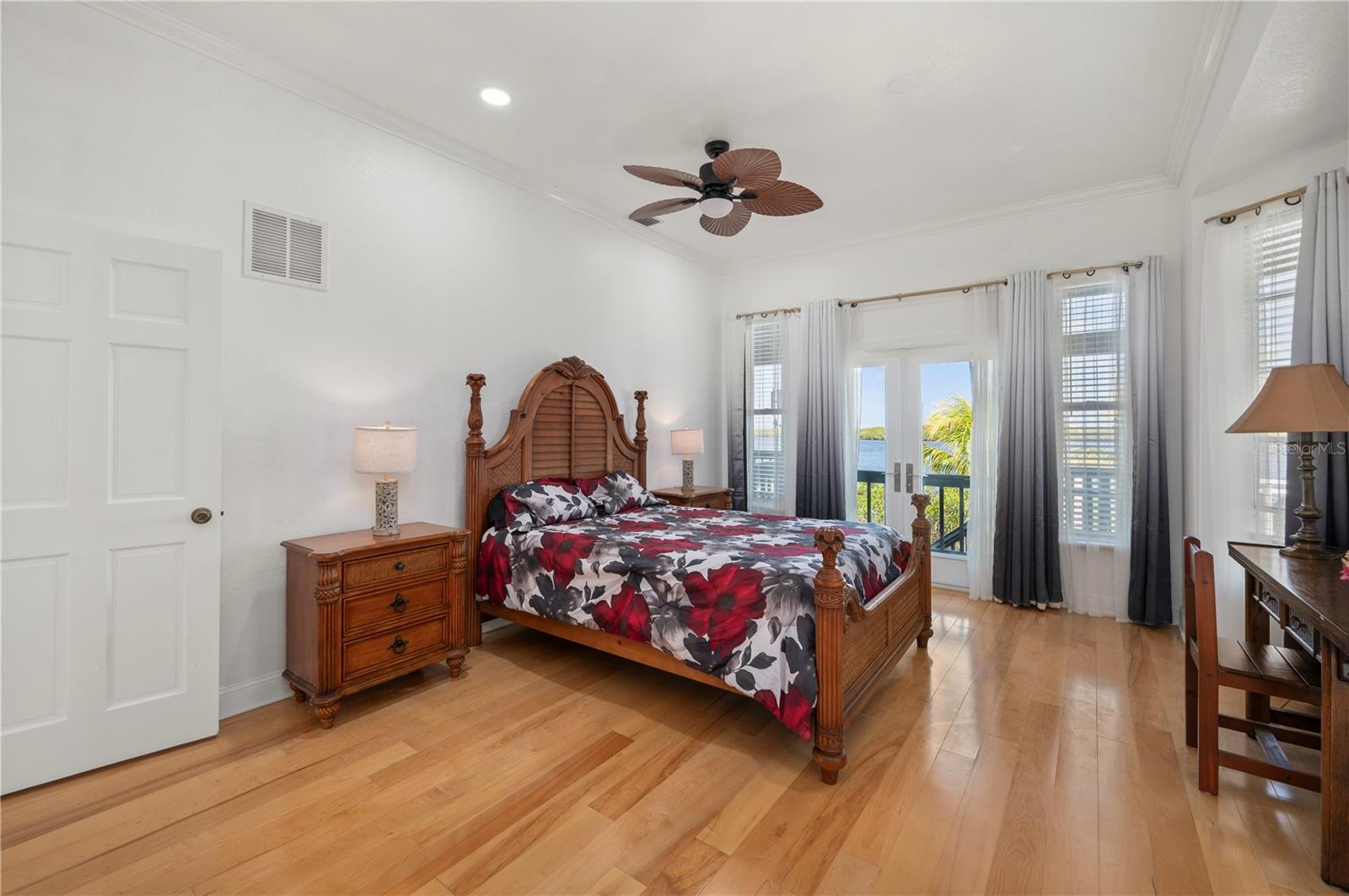 Image 31 of 68 For 27414 Misty Avenue