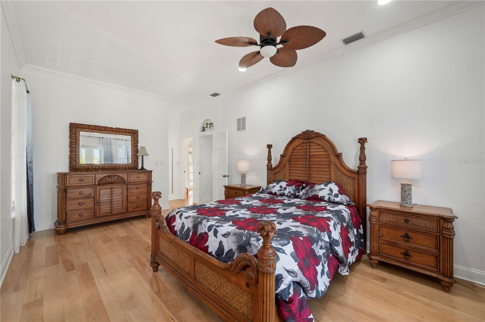 Image 32 of 68 For 27414 Misty Avenue