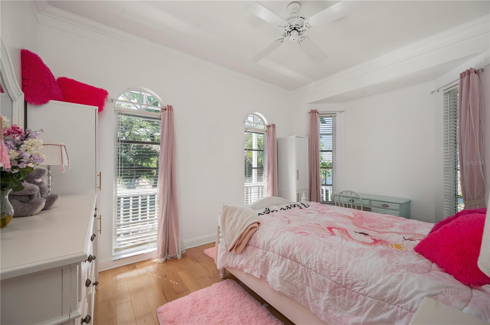 Image 37 of 68 For 27414 Misty Avenue