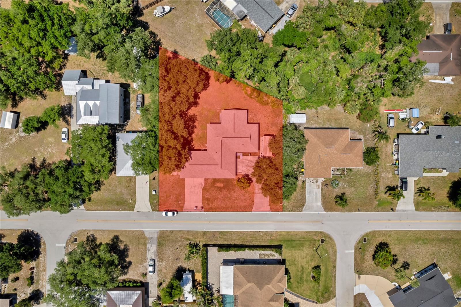 Image 3 of 32 For 20146 Lorenzo Avenue