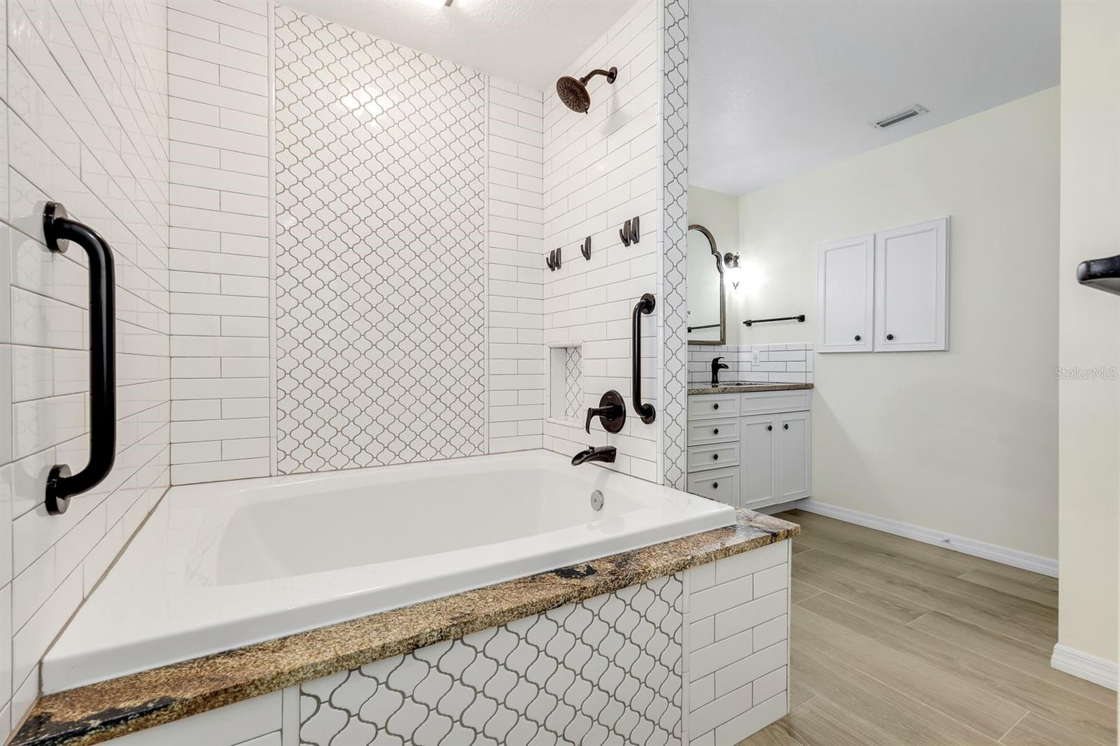 Image 33 of 44 For 2174 Bayou Road