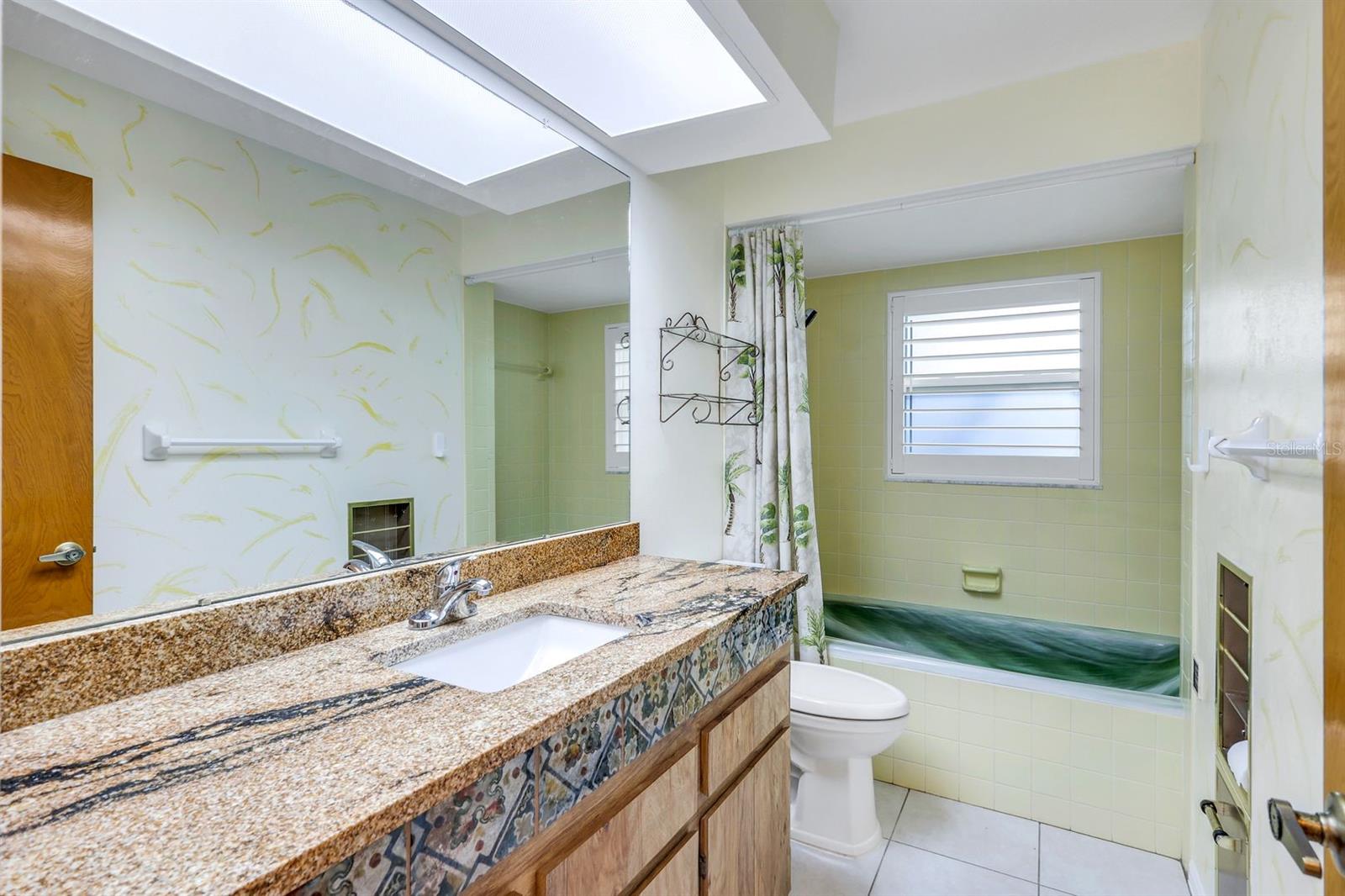 Image 35 of 44 For 2174 Bayou Road