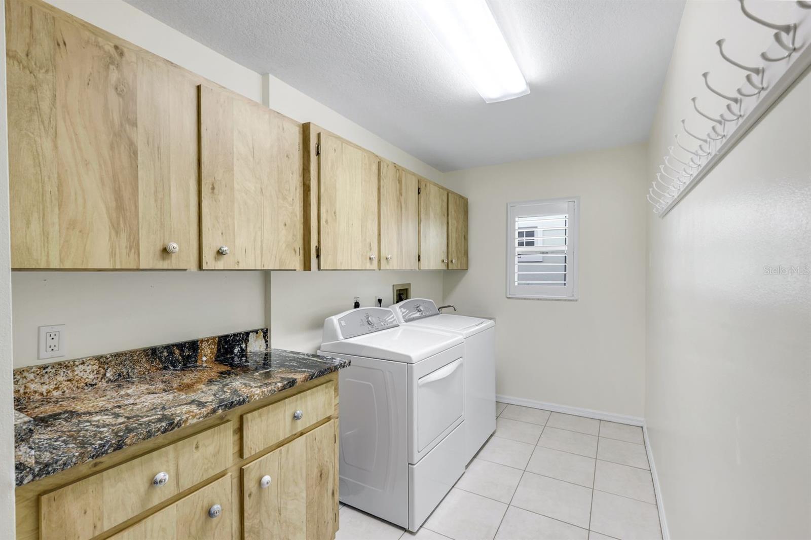 Image 37 of 44 For 2174 Bayou Road