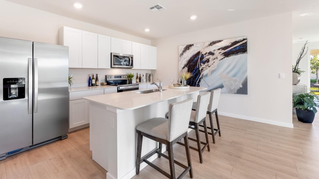 Image 3 of 29 For 9422 Sunbeam Circle