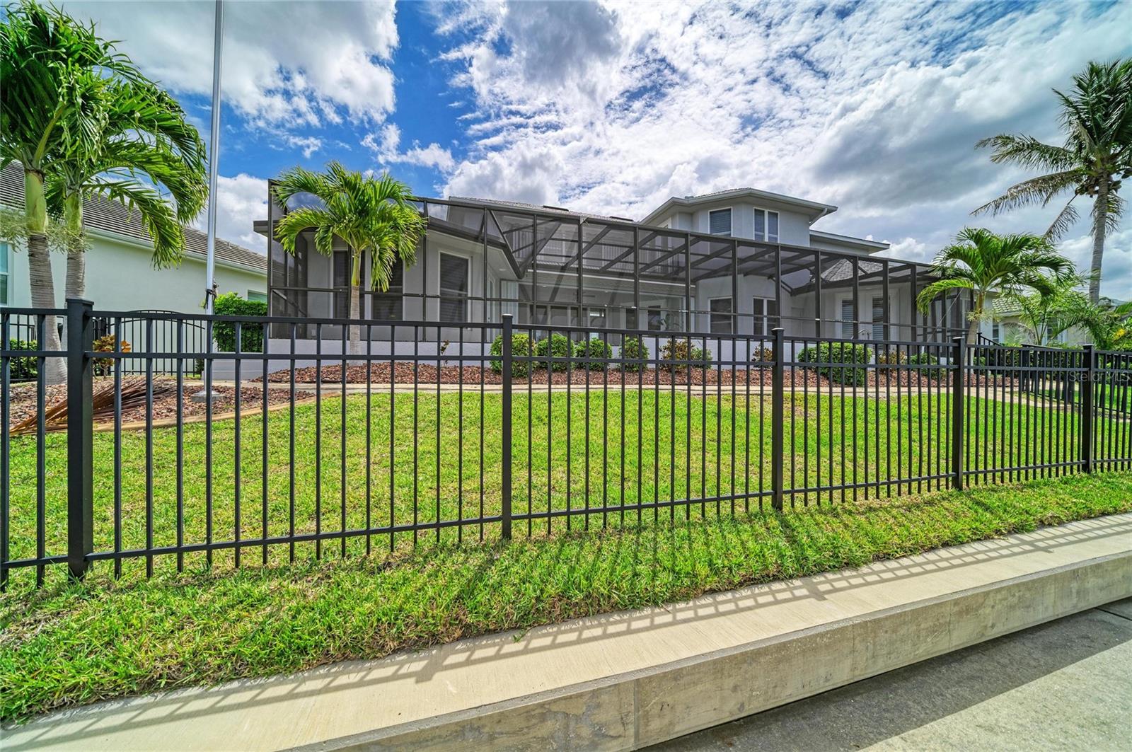 Image 66 of 80 For 4013 Bastia Court