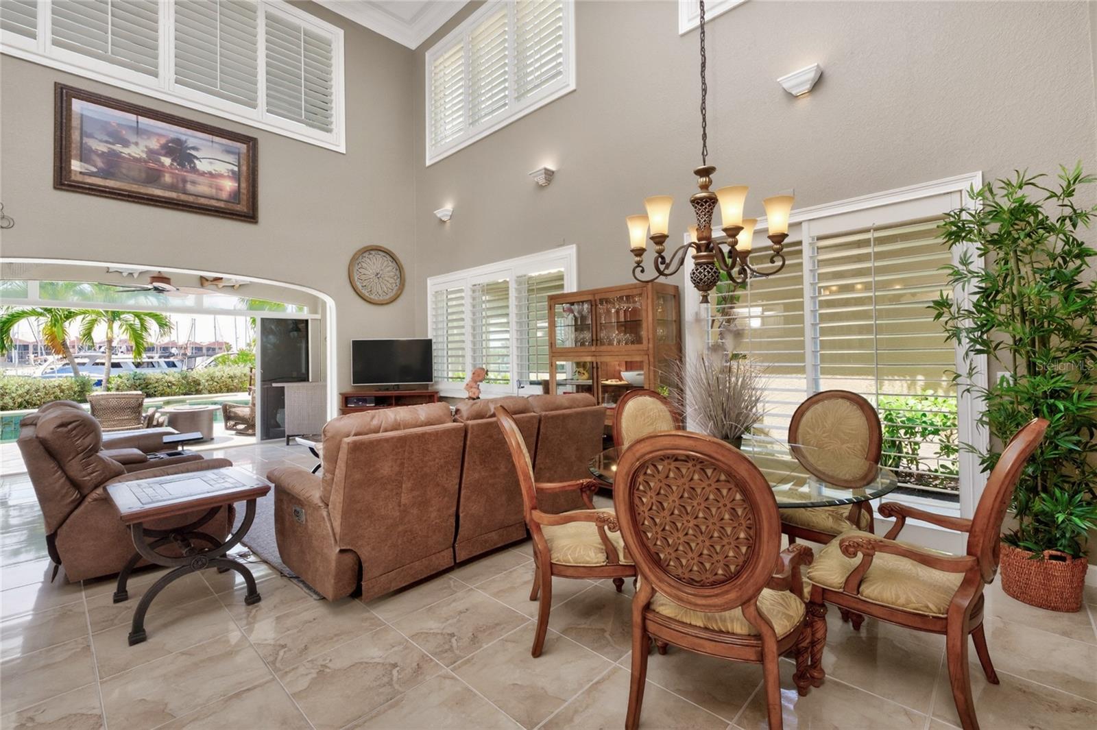 Image 10 of 88 For 3213 Sunset Key Circle