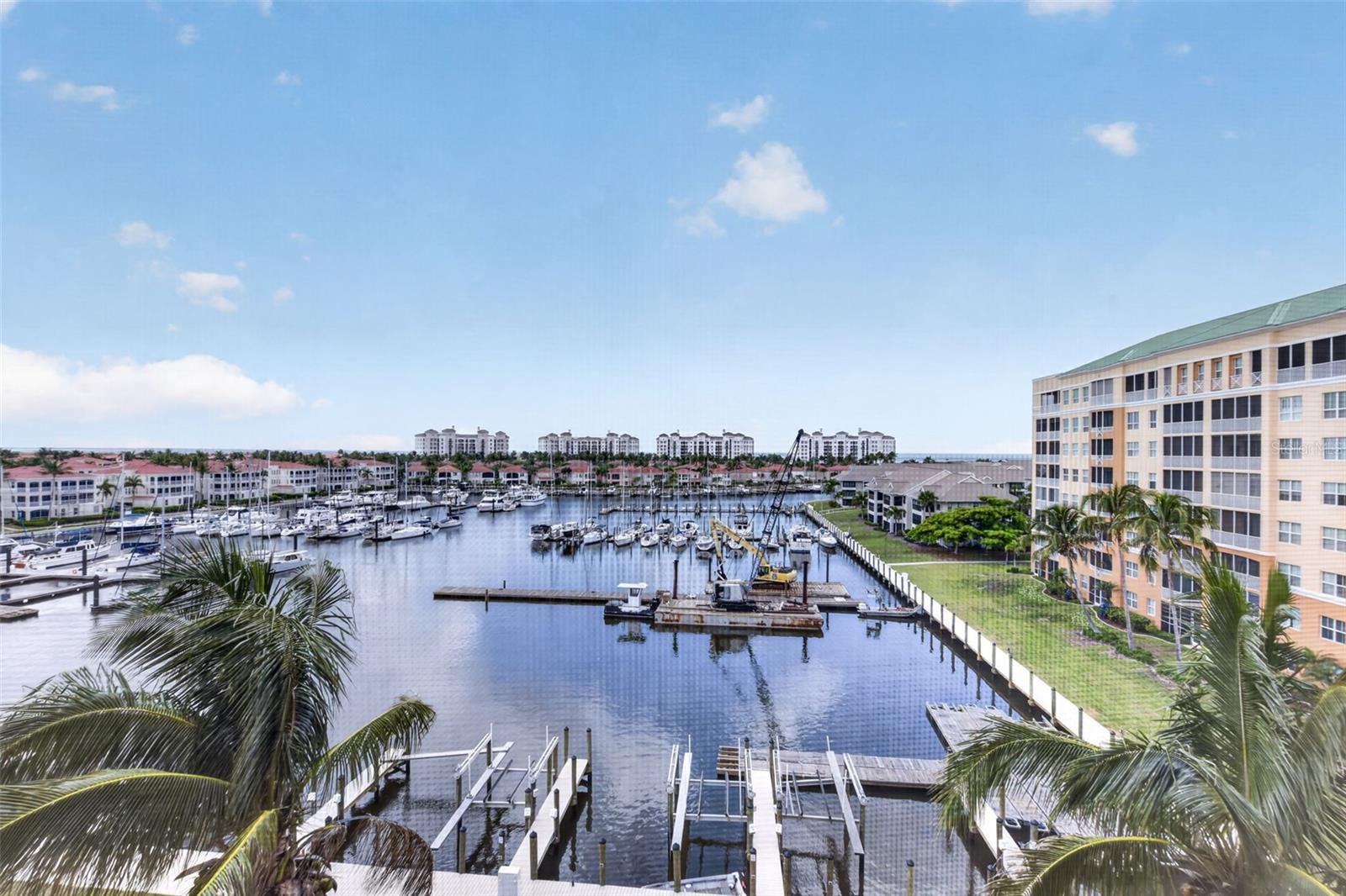 Image 23 of 47 For 2090 Matecumbe Key Road 1603