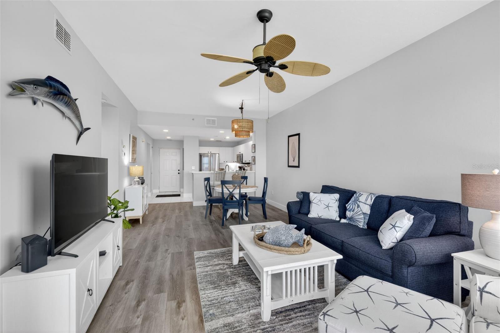 Image 24 of 47 For 2090 Matecumbe Key Road 1603