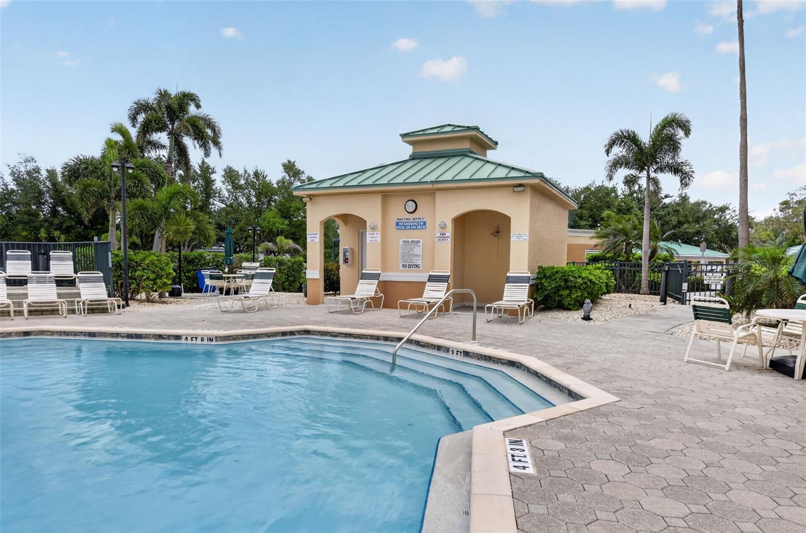 Image 38 of 47 For 2090 Matecumbe Key Road 1603