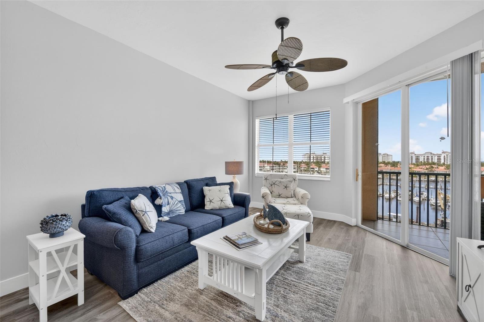 Image 4 of 47 For 2090 Matecumbe Key Road 1603