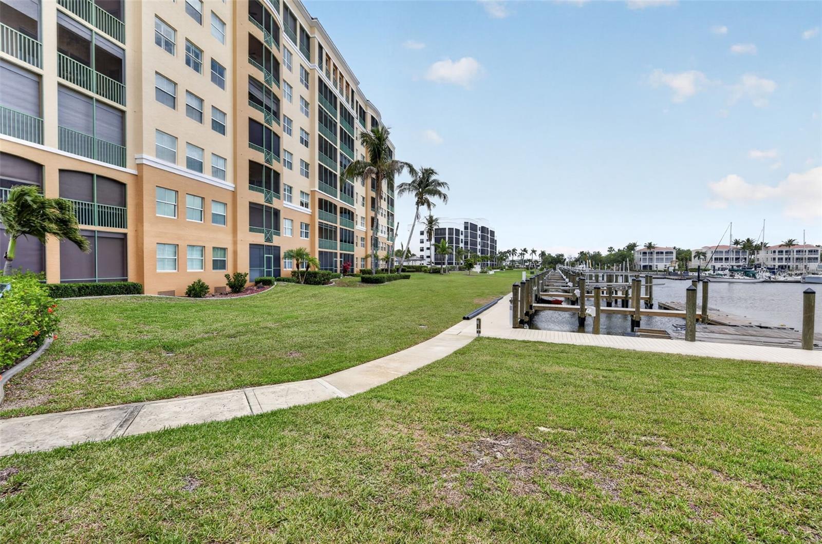 Image 40 of 47 For 2090 Matecumbe Key Road 1603