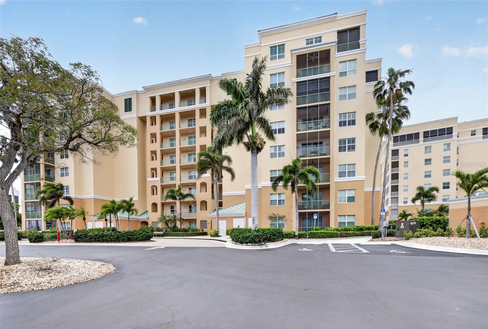 Image 44 of 47 For 2090 Matecumbe Key Road 1603