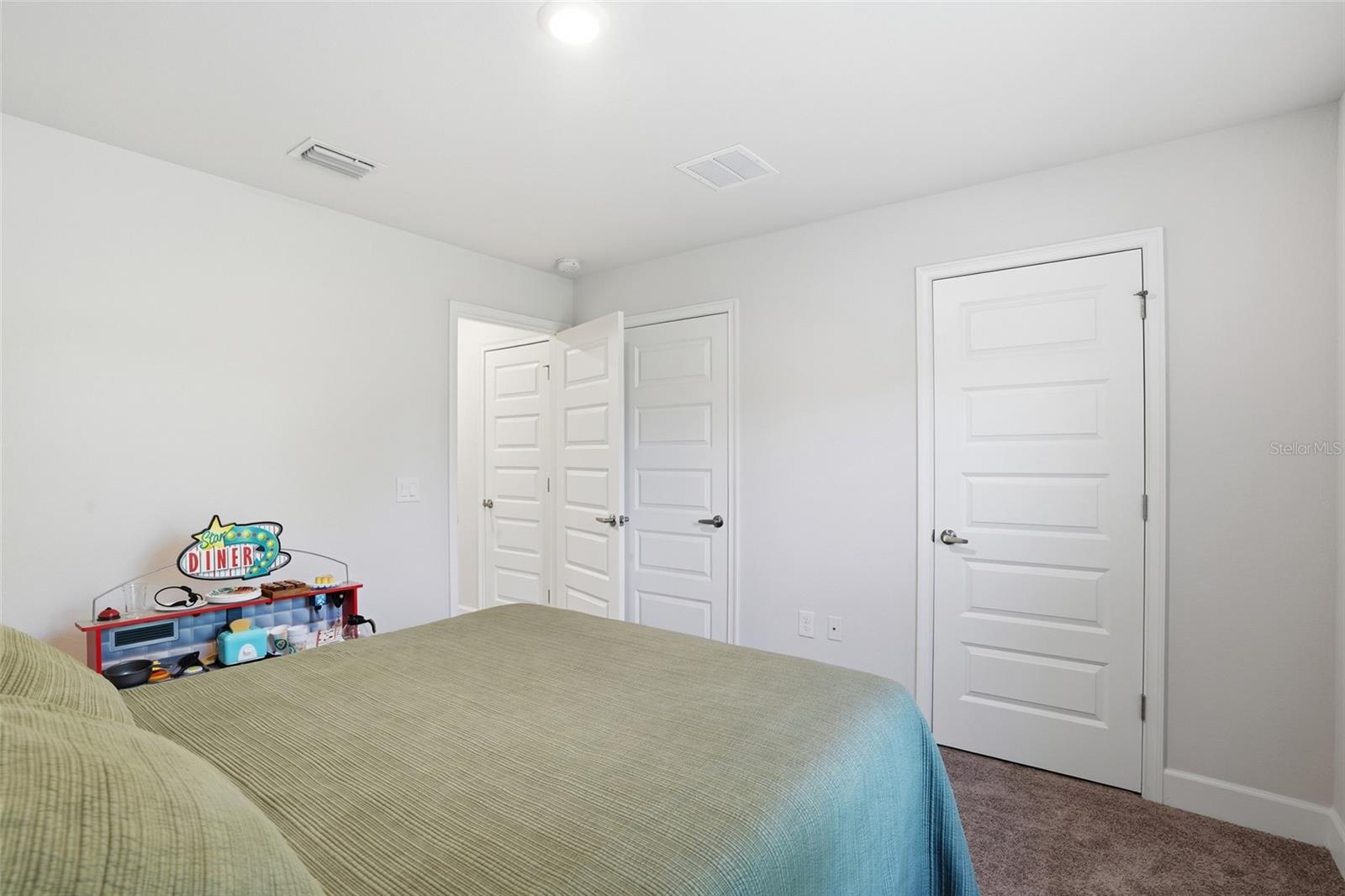 Image 20 of 28 For 25612 Deep Creek Boulevard