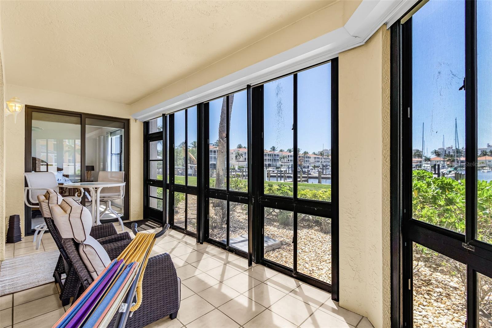 Image 14 of 58 For 3020 Matecumbe Key Road 106