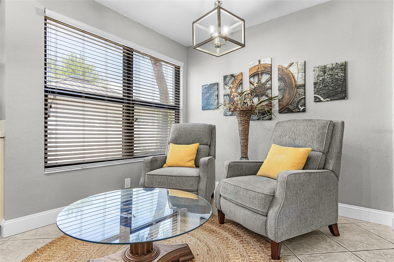 Image 18 of 58 For 3020 Matecumbe Key Road 106