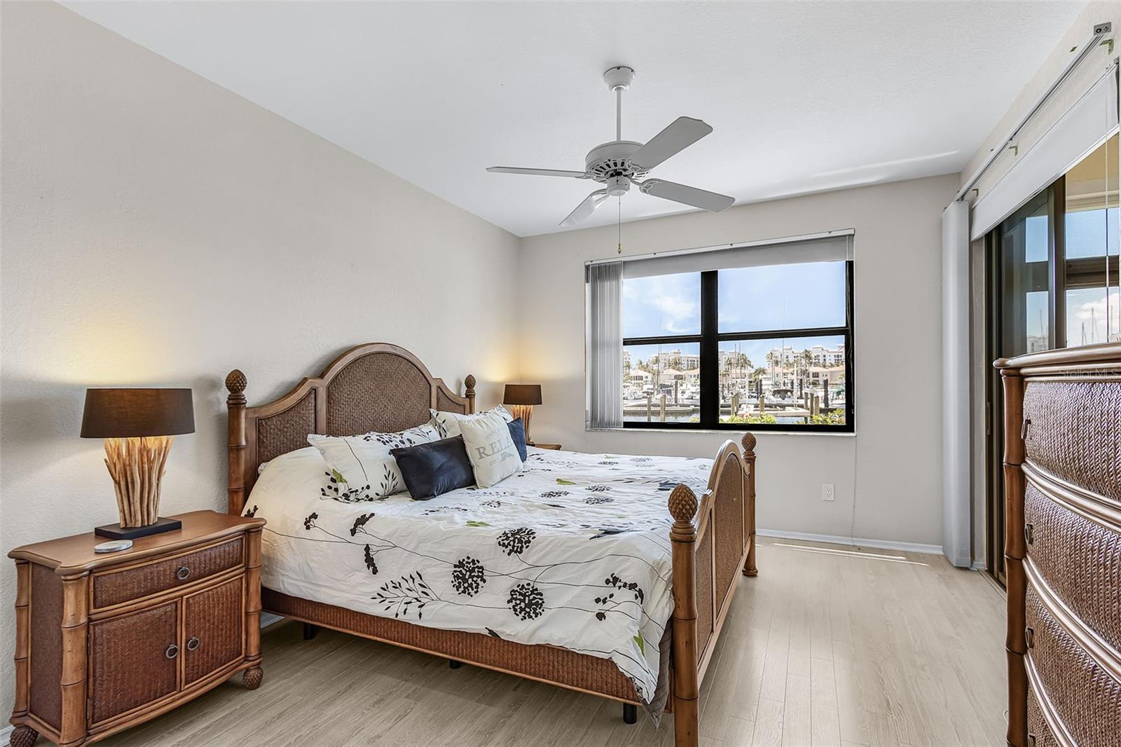 Image 22 of 58 For 3020 Matecumbe Key Road 106