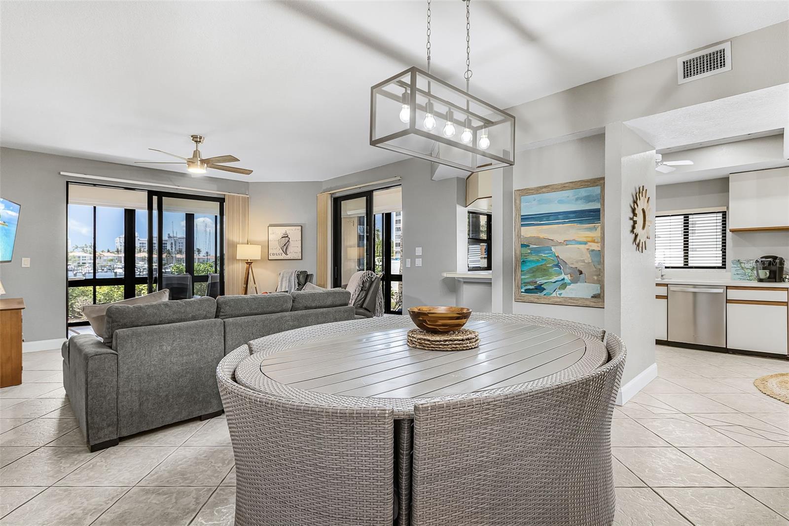 Image 5 of 58 For 3020 Matecumbe Key Road 106