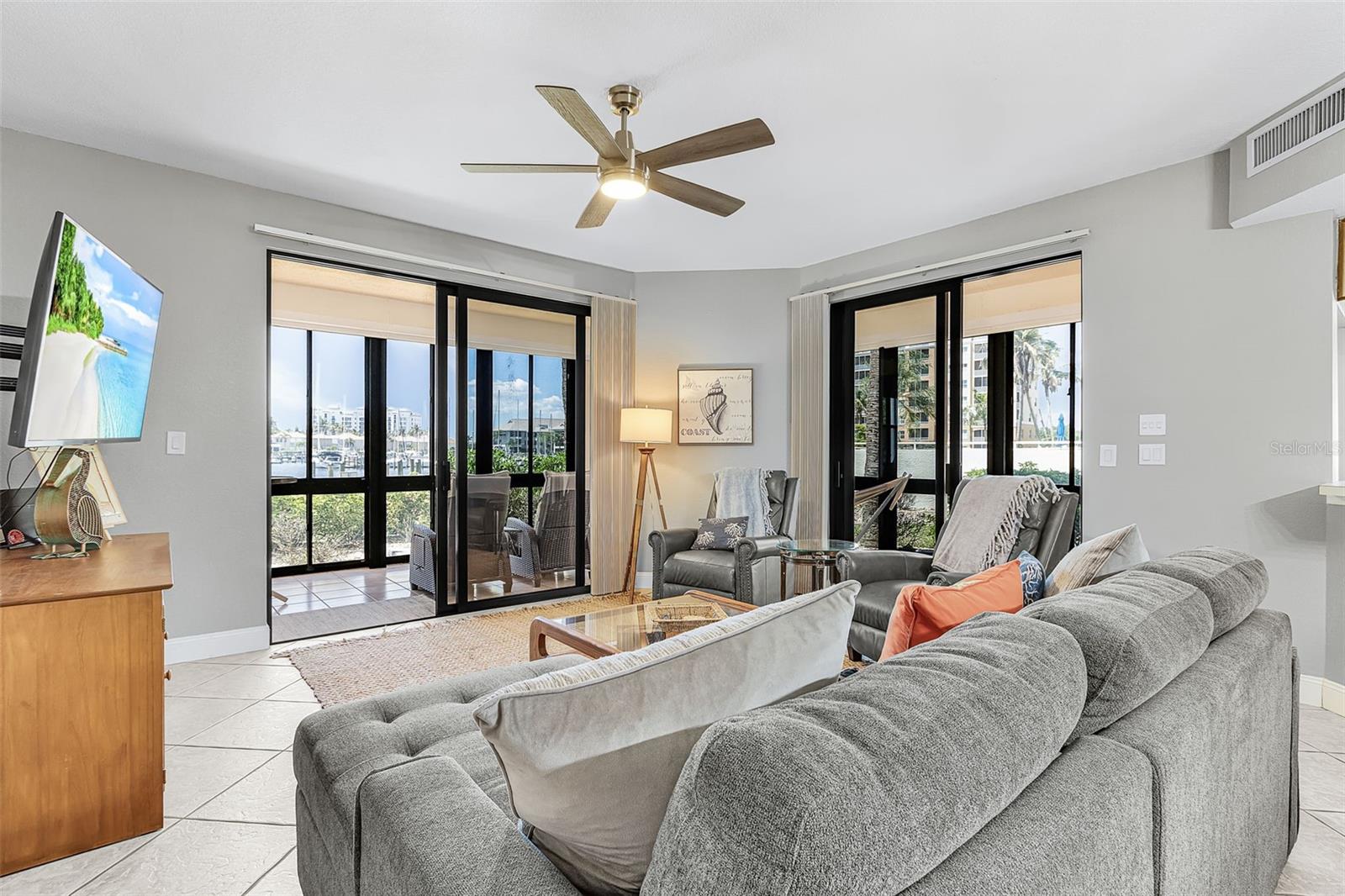 Image 9 of 58 For 3020 Matecumbe Key Road 106