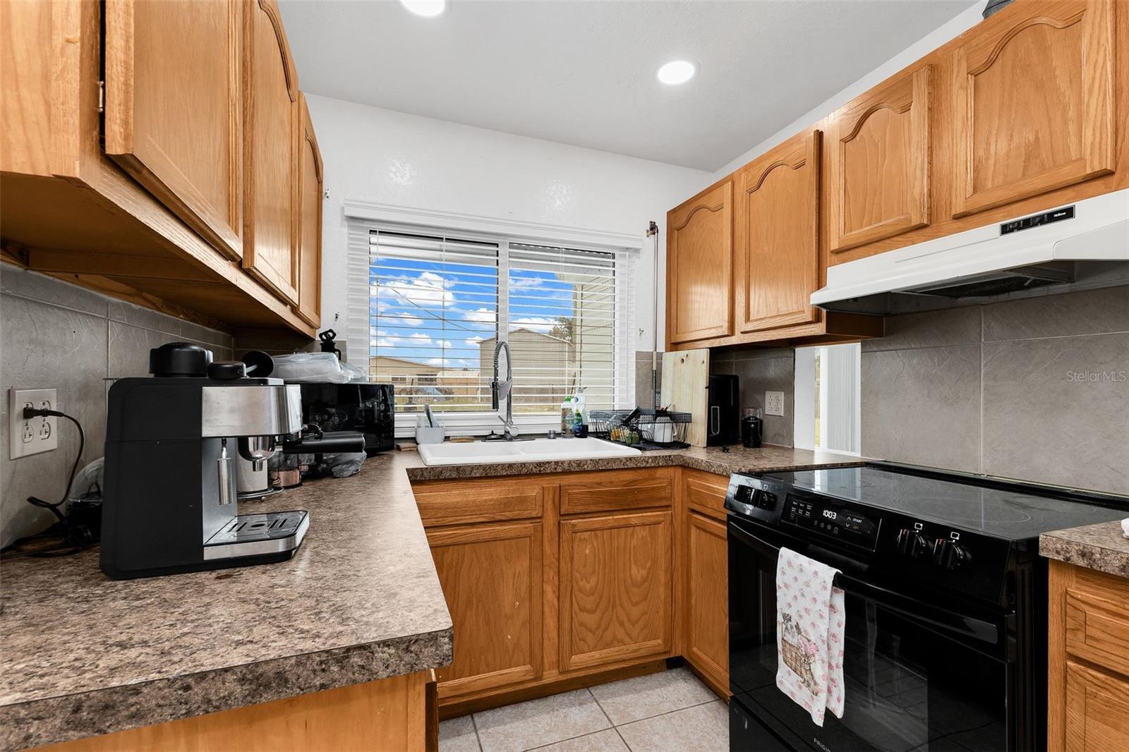 Image 13 of 43 For 5527 Fairway Drive S