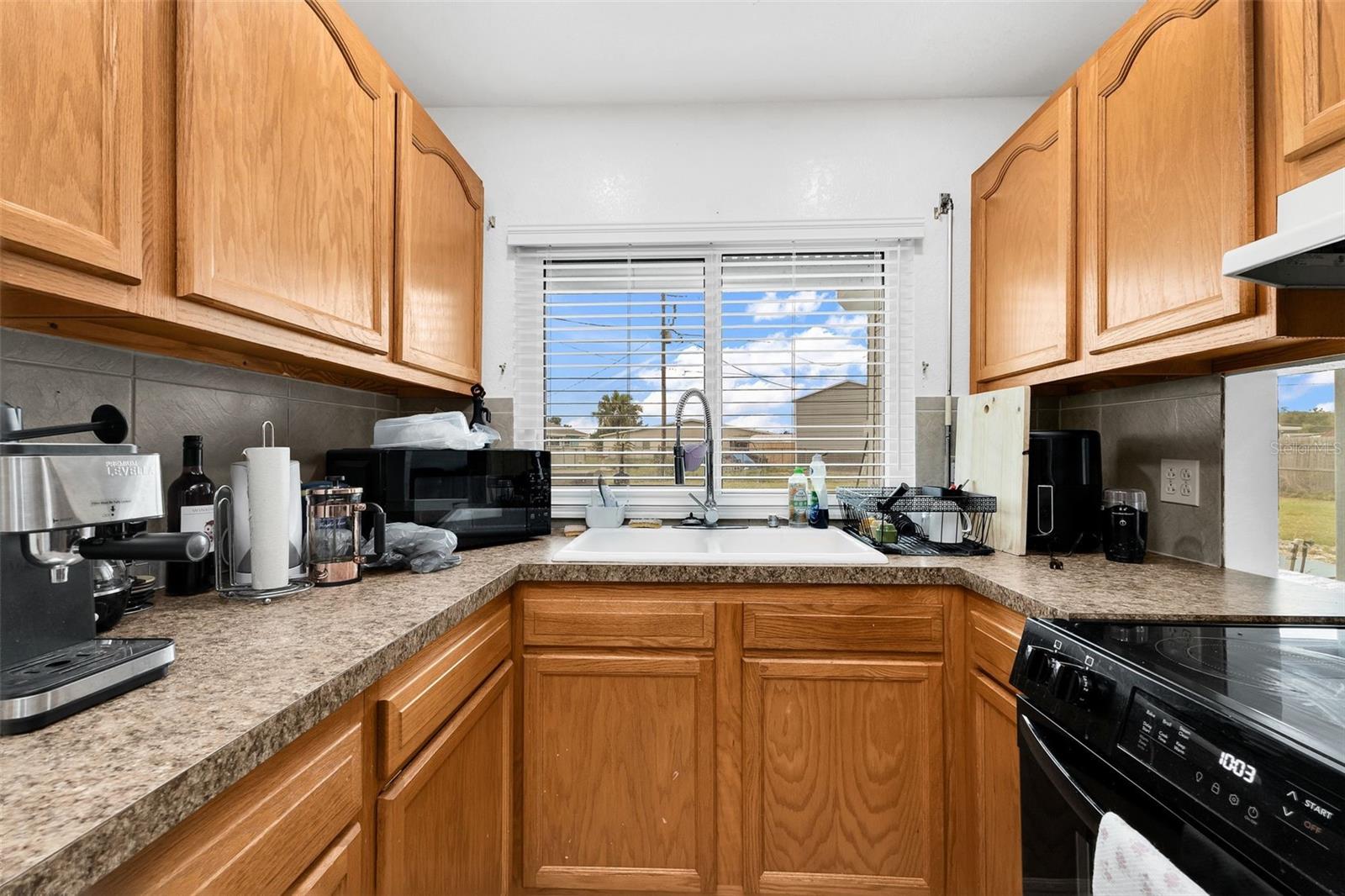 Image 14 of 43 For 5527 Fairway Drive S