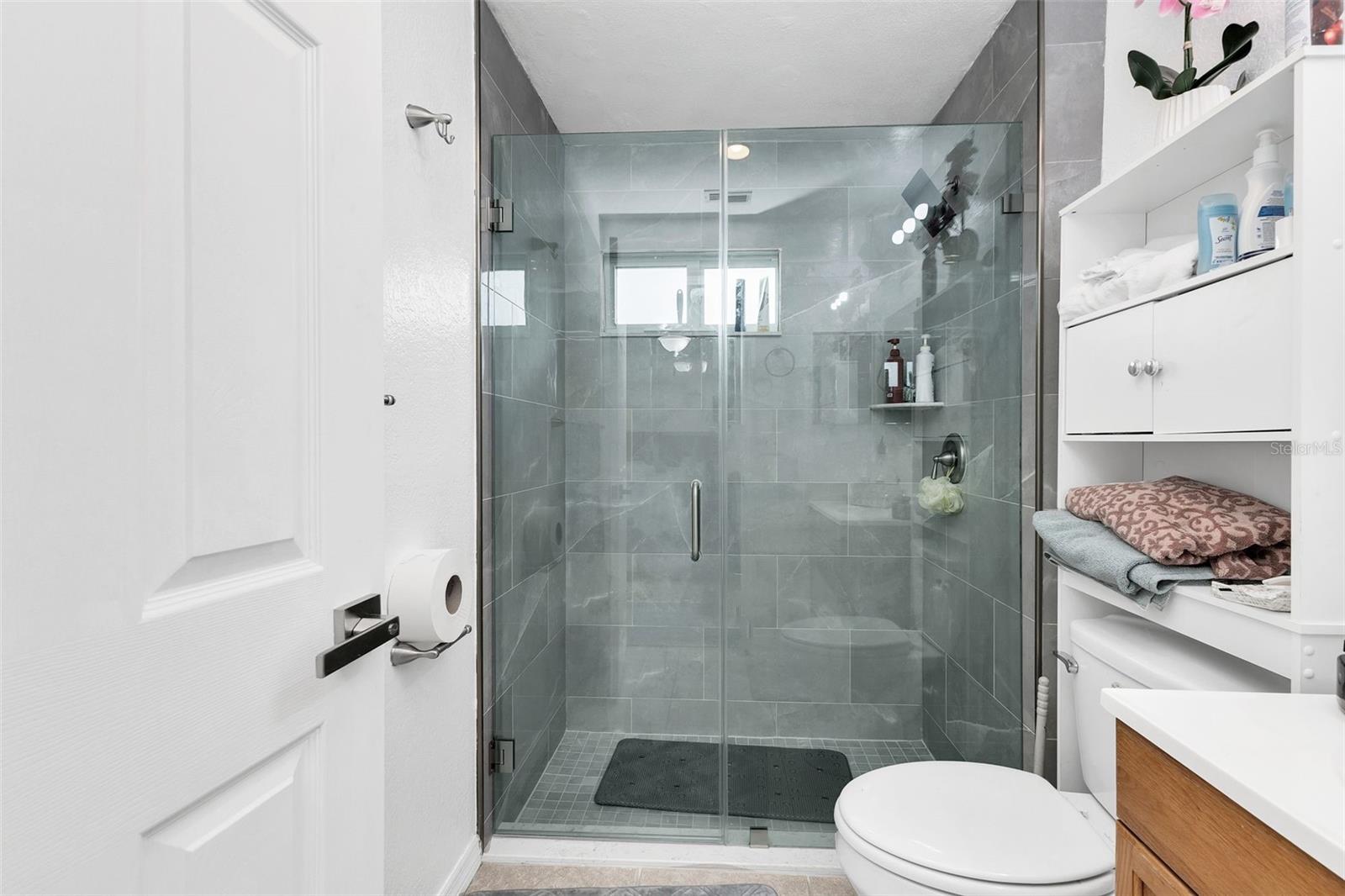 Image 31 of 43 For 5527 Fairway Drive S
