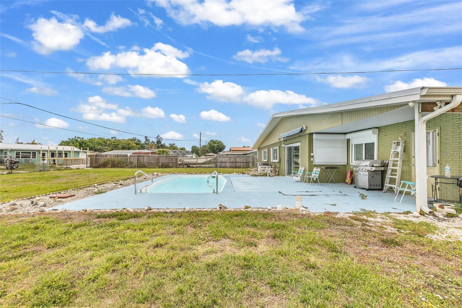Image 35 of 43 For 5527 Fairway Drive S