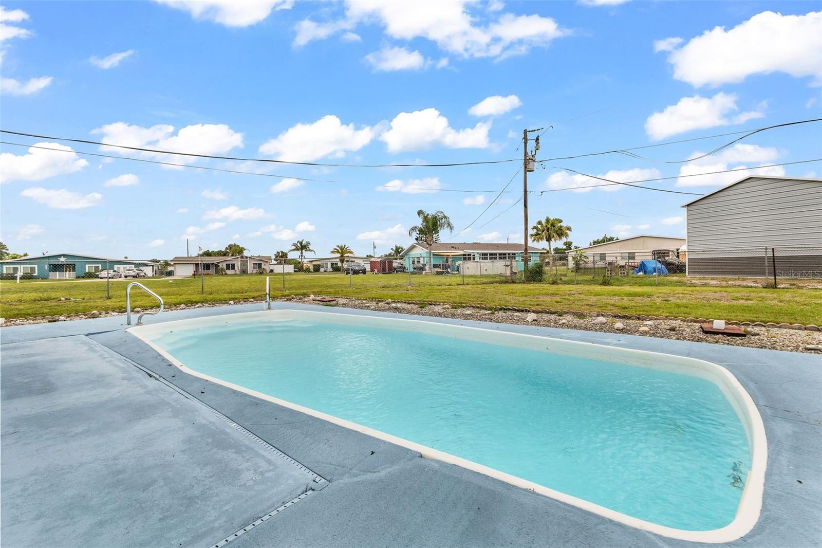 Image 41 of 43 For 5527 Fairway Drive S
