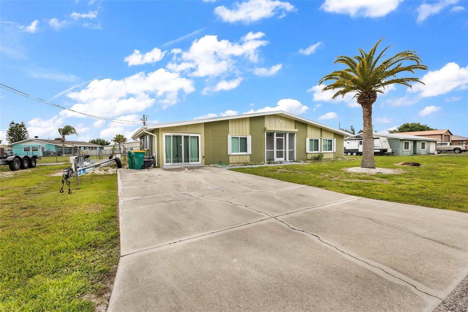 Image 42 of 43 For 5527 Fairway Drive S