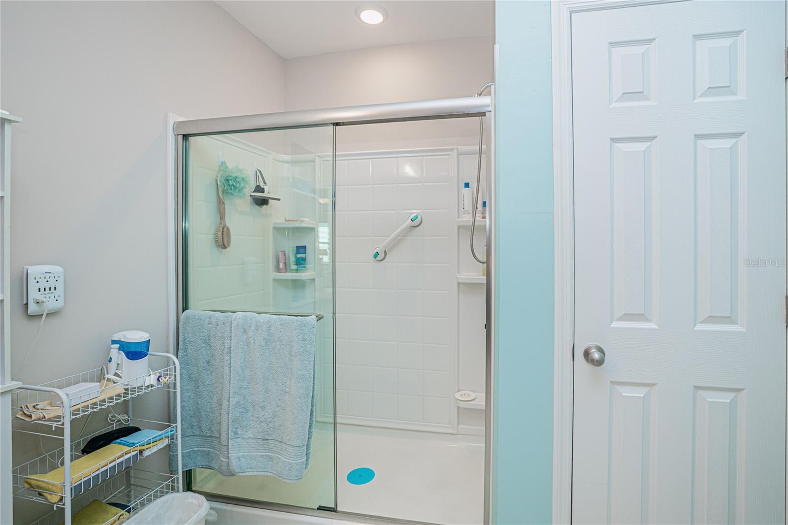 Image 20 of 49 For 25292 Lenox Circle