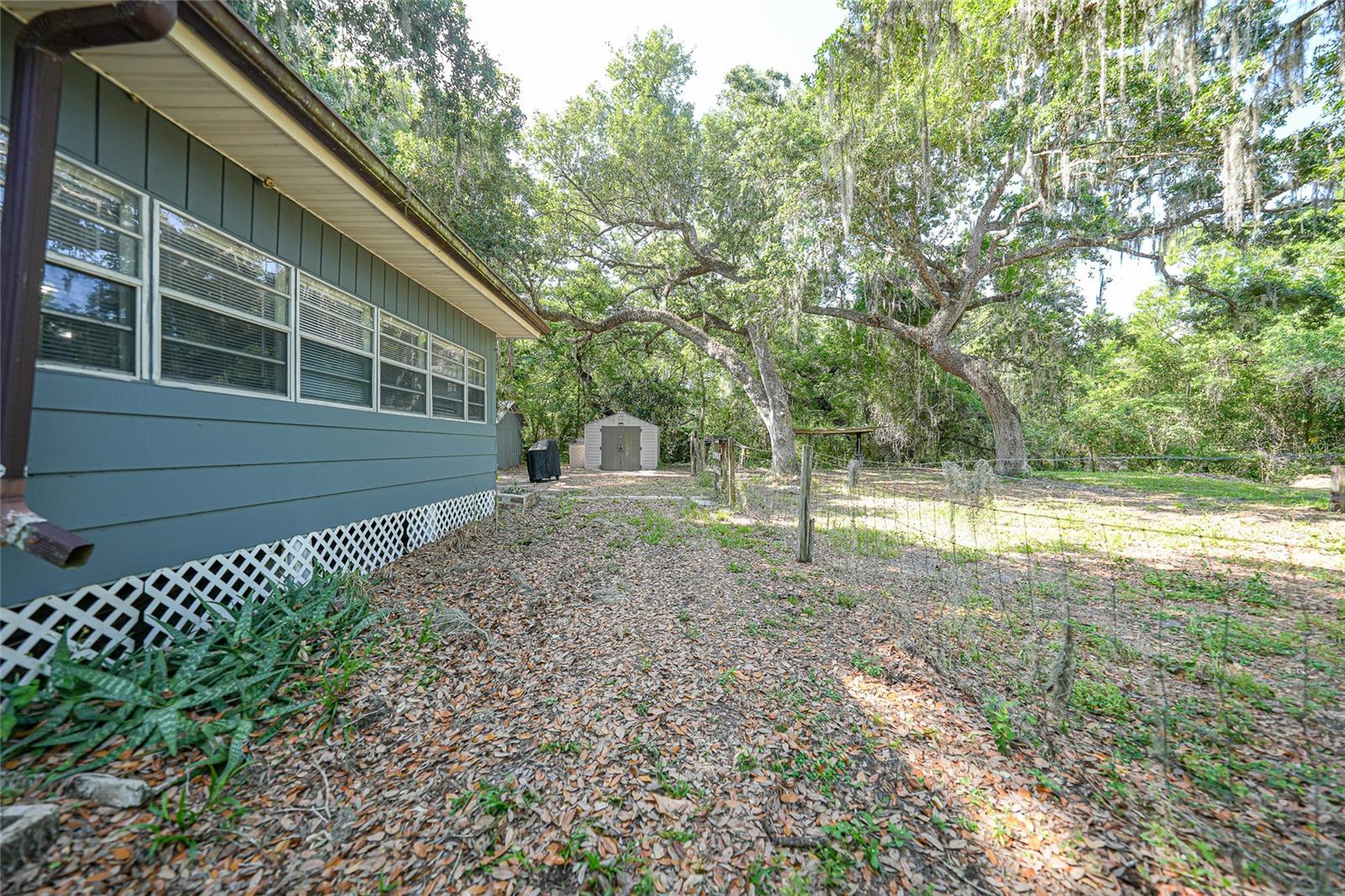 Image 22 of 40 For 2403 Pointer Avenue