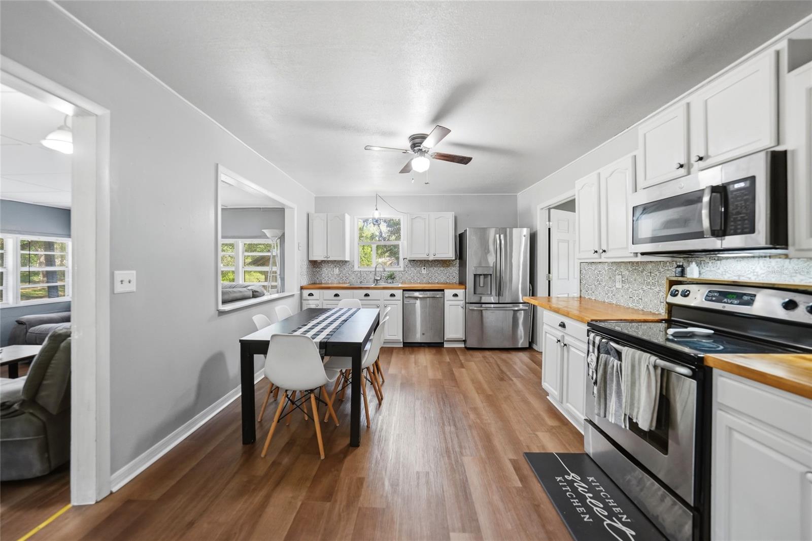 Image 3 of 40 For 2403 Pointer Avenue