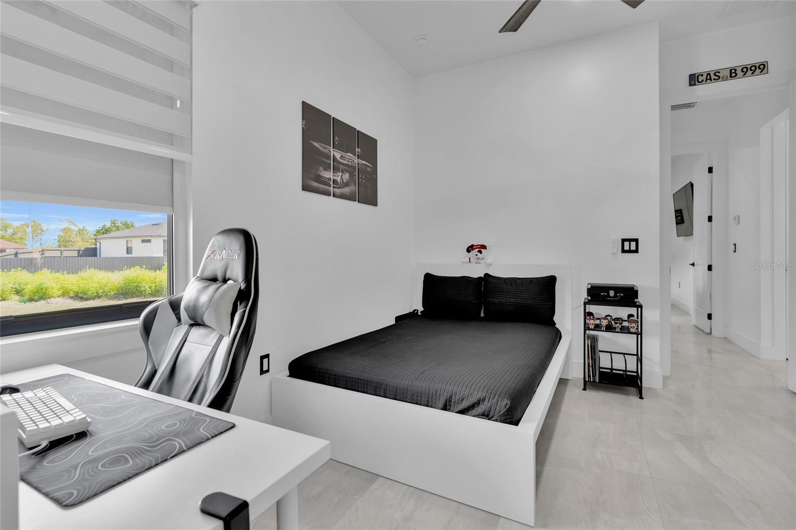 Image 14 of 34 For 3510 9th Court W