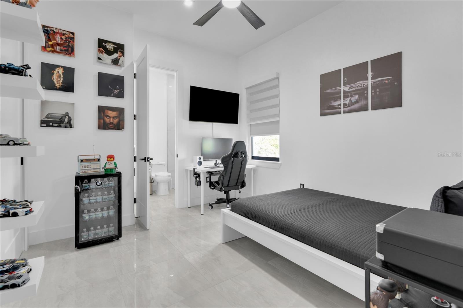 Image 16 of 34 For 3510 9th Court W