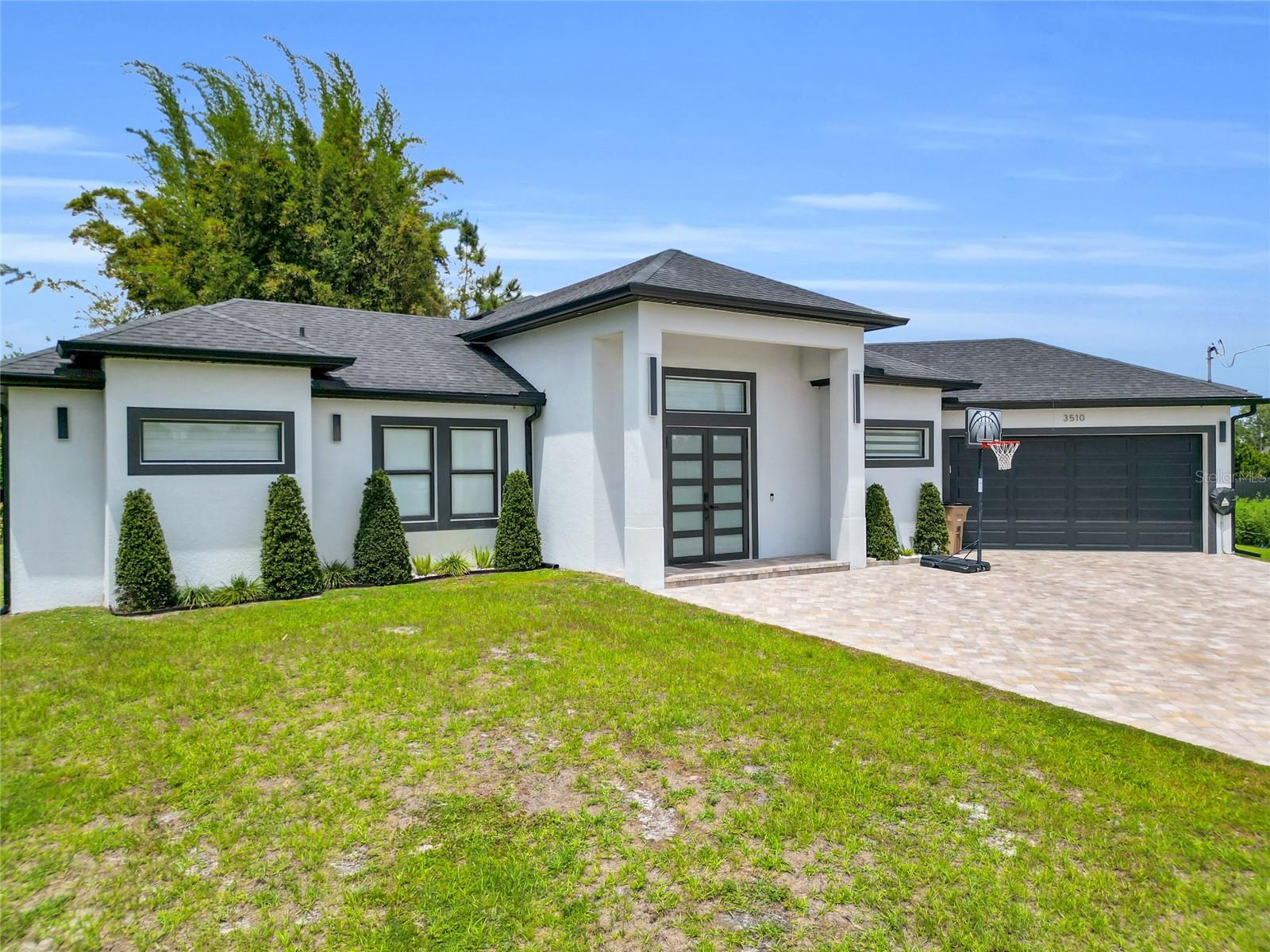 Image 2 of 34 For 3510 9th Court W