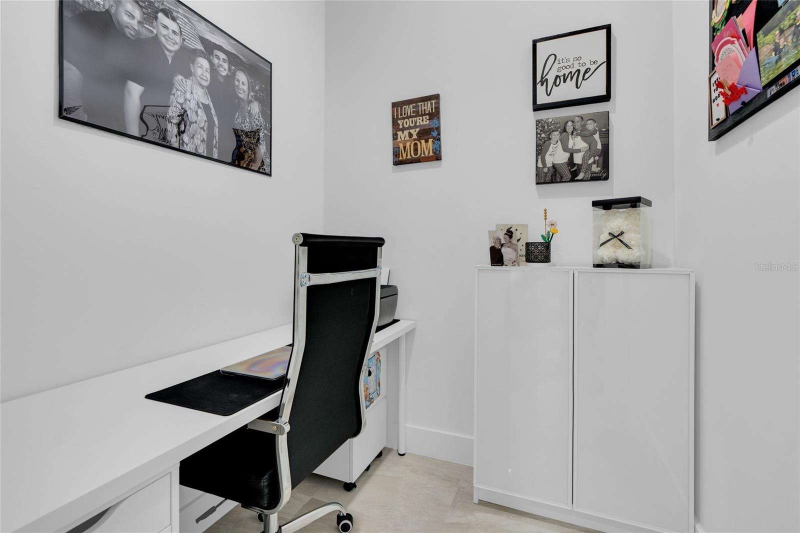 Image 21 of 34 For 3510 9th Court W