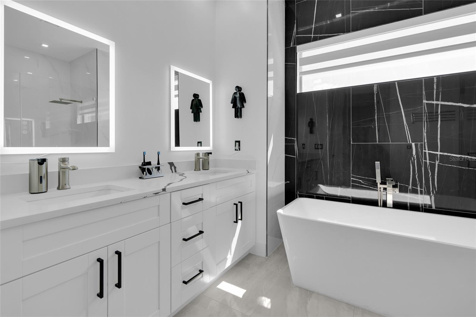 Image 25 of 34 For 3510 9th Court W